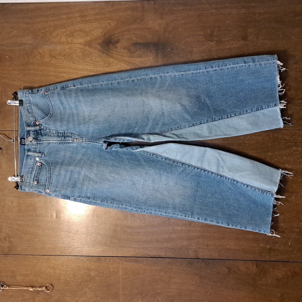 GAP high rise wide leg crop/ankle jeans